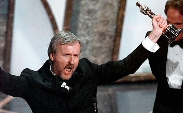 James Cameron, director de 'Titanic', durante la ceremonia de entrega de los Oscar. 