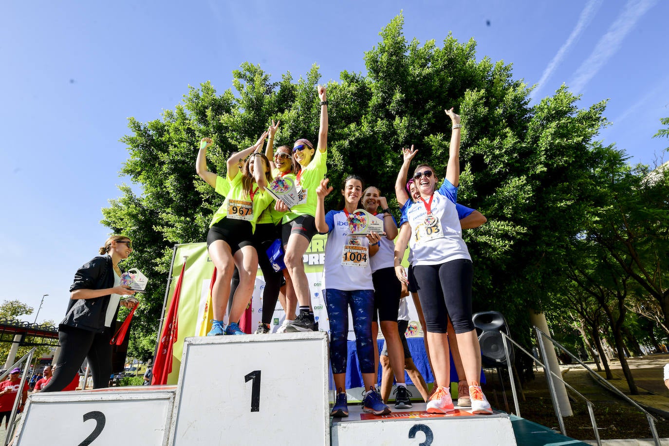 Fotos: Carrera de empresas de LA VERDAD, en imágenes