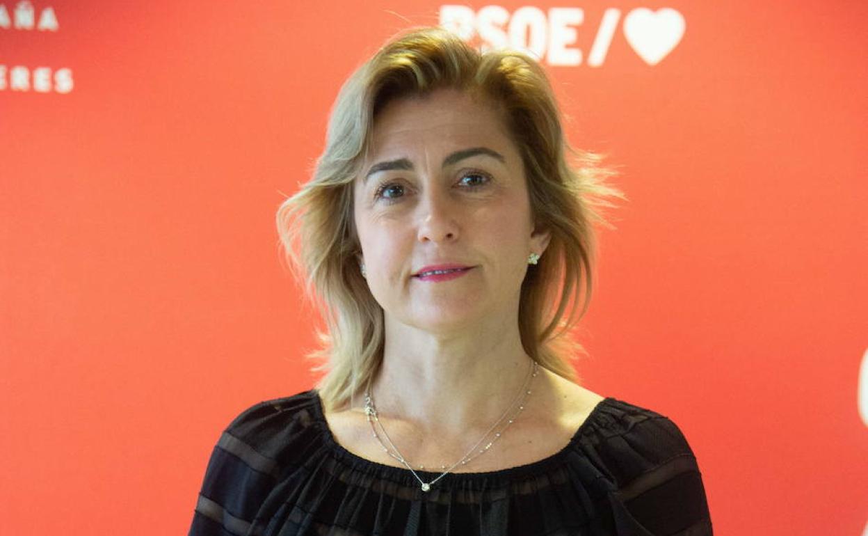 La portavoz del PSOE en la Región, Carmina Fernández. 