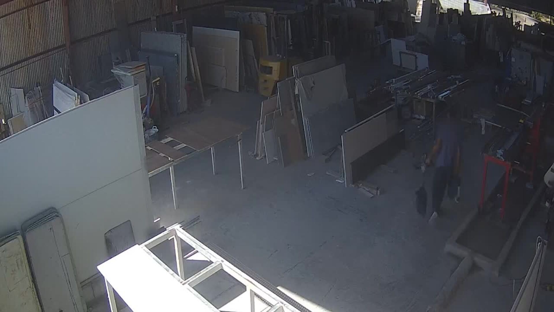 Detenido un joven como presunto autor de varios robos en una empresa de Torre Pacheco