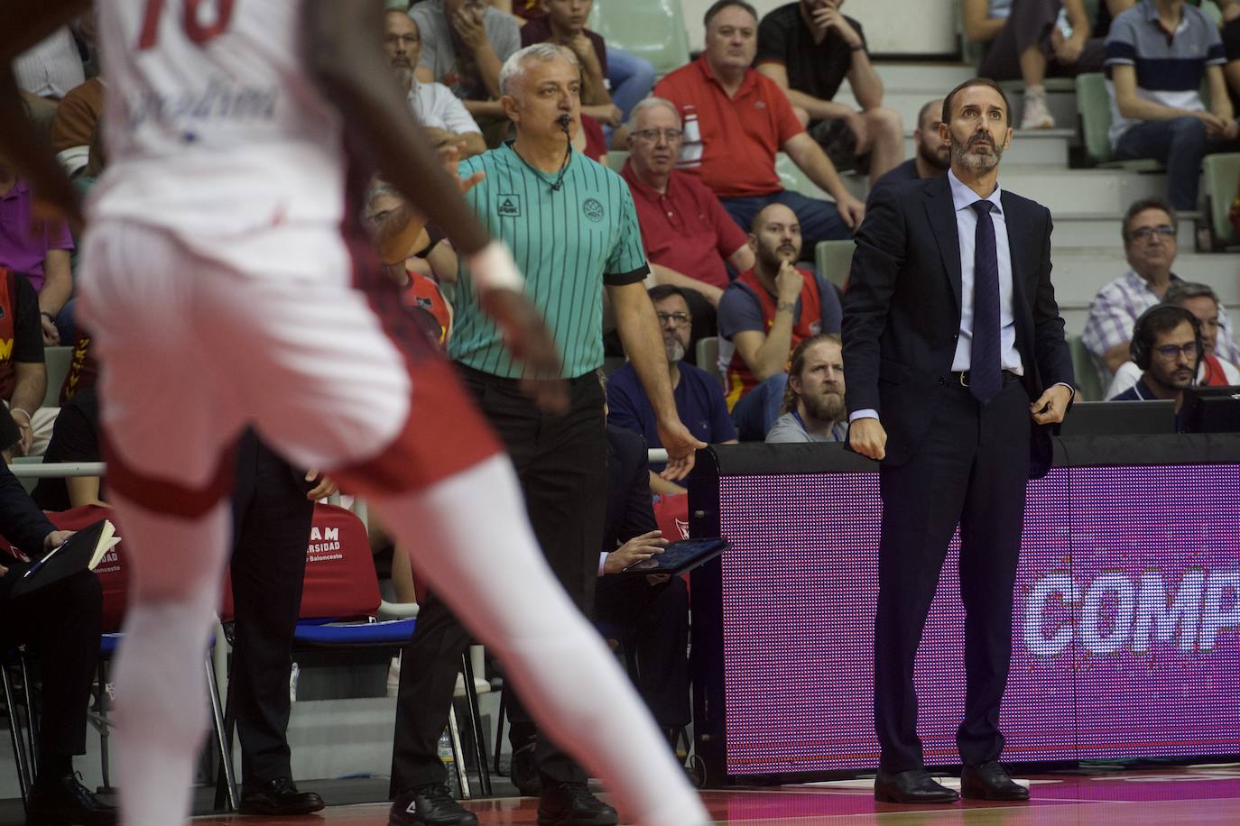 Fotos: El UCAM vence al Estrasburgo (80-78)