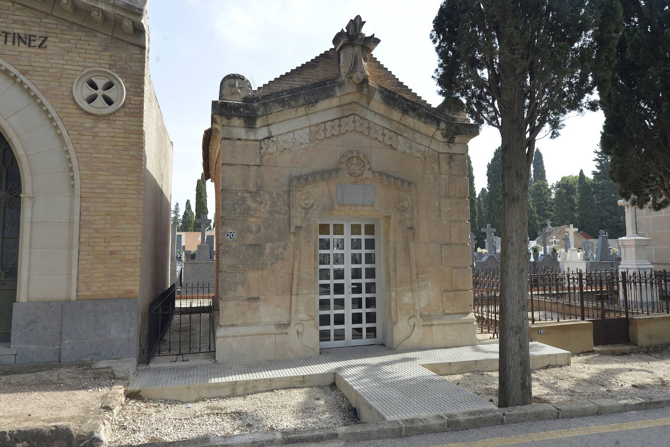 Fotos: Panteones y sepulcros del cementerio Nuestro Padre Jesús de Murcia