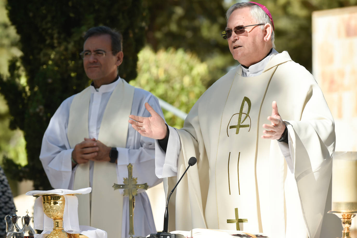 Fotos: Visitas al cementerio Nuestro Padre Jesús de Murcia en el día de Todos los Santos