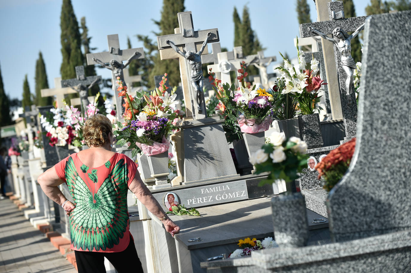 Fotos: Visitas al cementerio Nuestro Padre Jesús de Murcia en el día de Todos los Santos