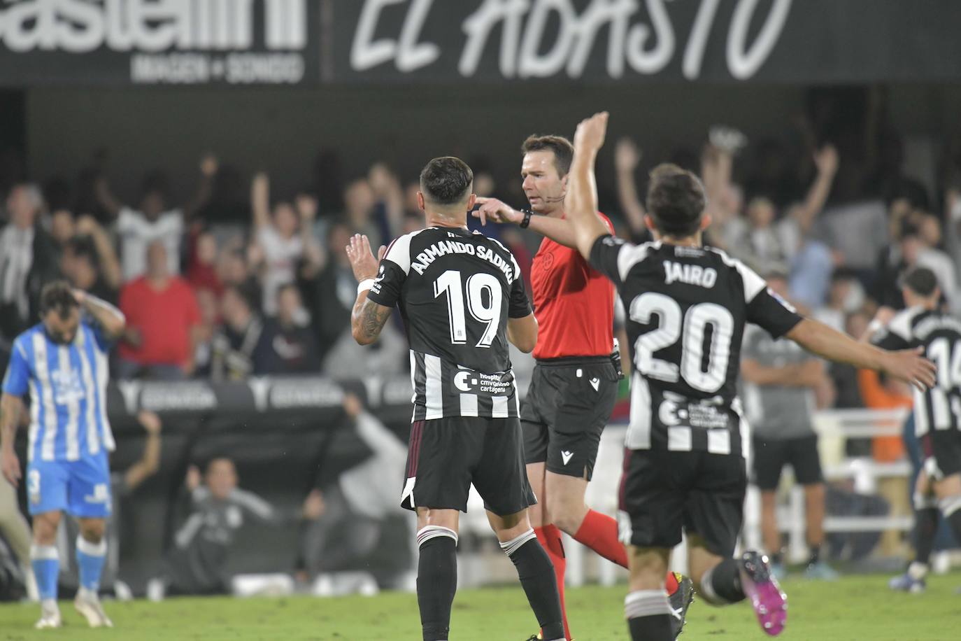 Fotos: Las imágenes del partido entre el FC Cartagena y el Málaga