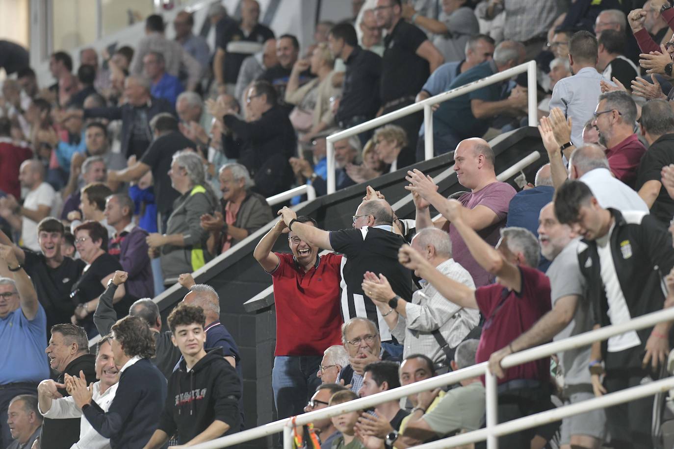 Fotos: Las imágenes del partido entre el FC Cartagena y el Málaga