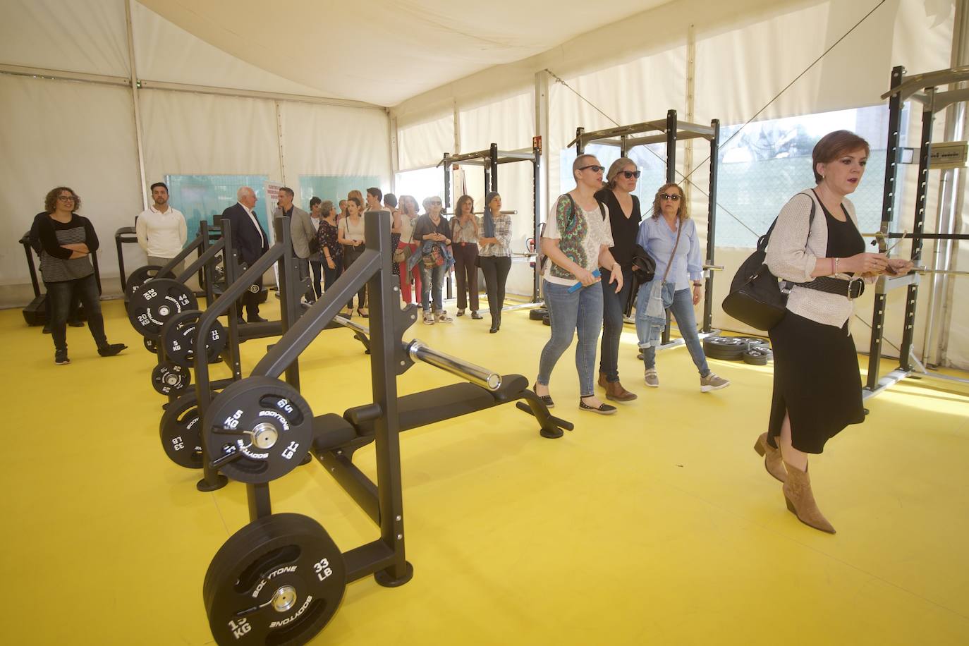 Fotos: La inaguración el primer gimnasio para pacientes con cáncer en Murcia, en imágenes