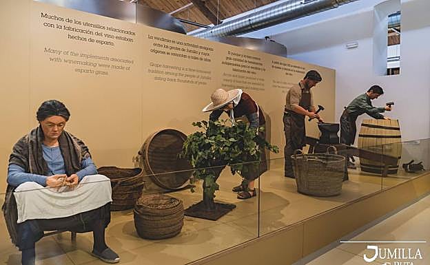 Piezas del Museo del Vino de Jumilla.