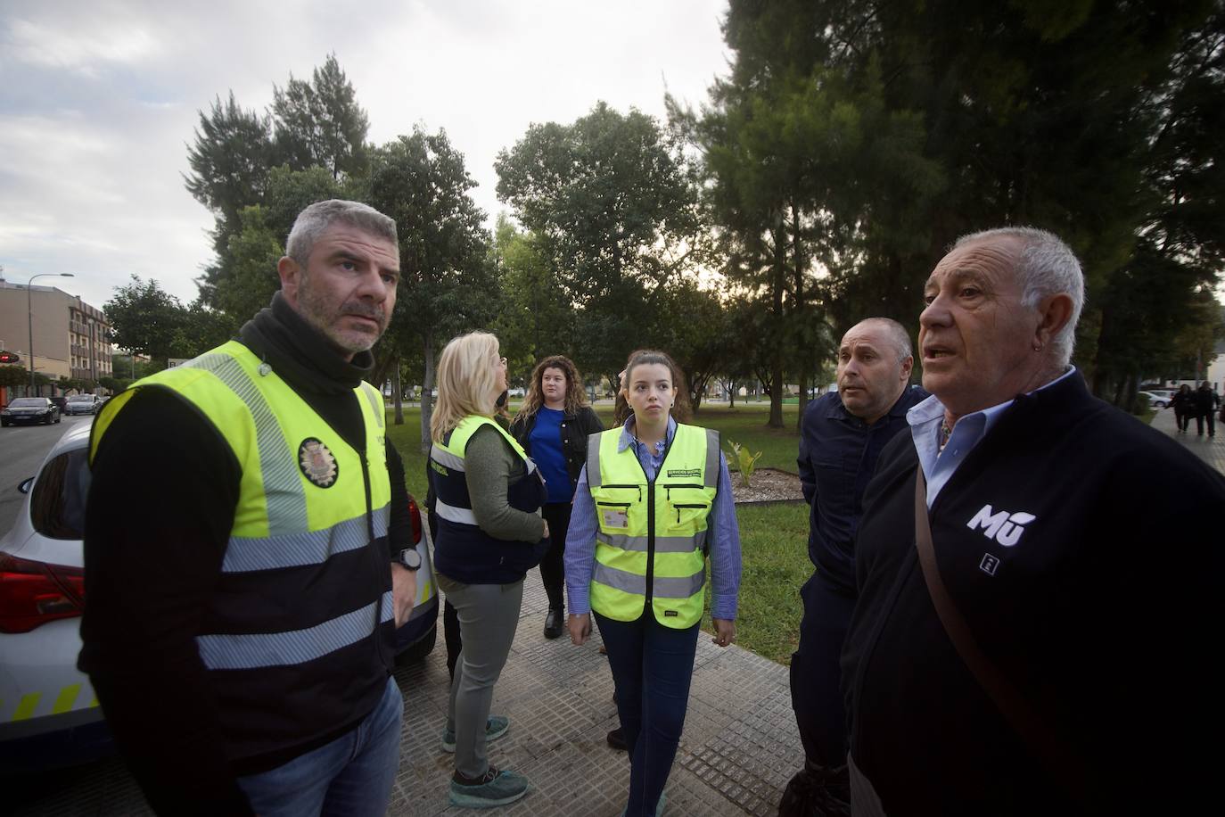 Fotos: Desinfectan un piso en Beniaján donde se acumulaban heces y basuras