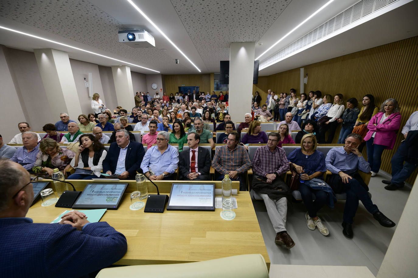 Fotos: Asamblea de médicos de Atención Primaria