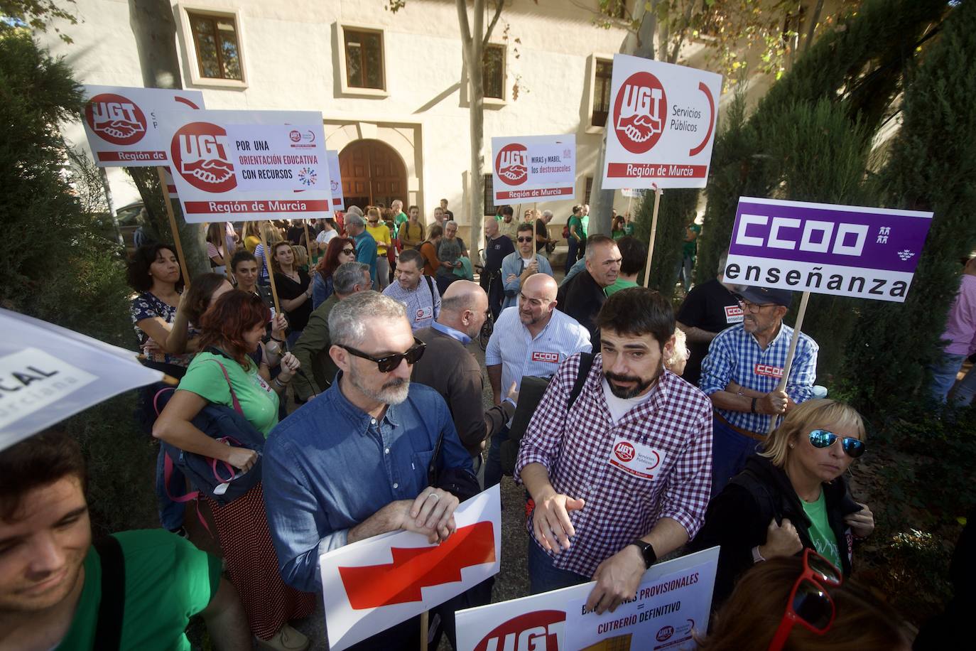 Fotos: Los sindicatos de enseñanza protestan en Murcia y Cartagena