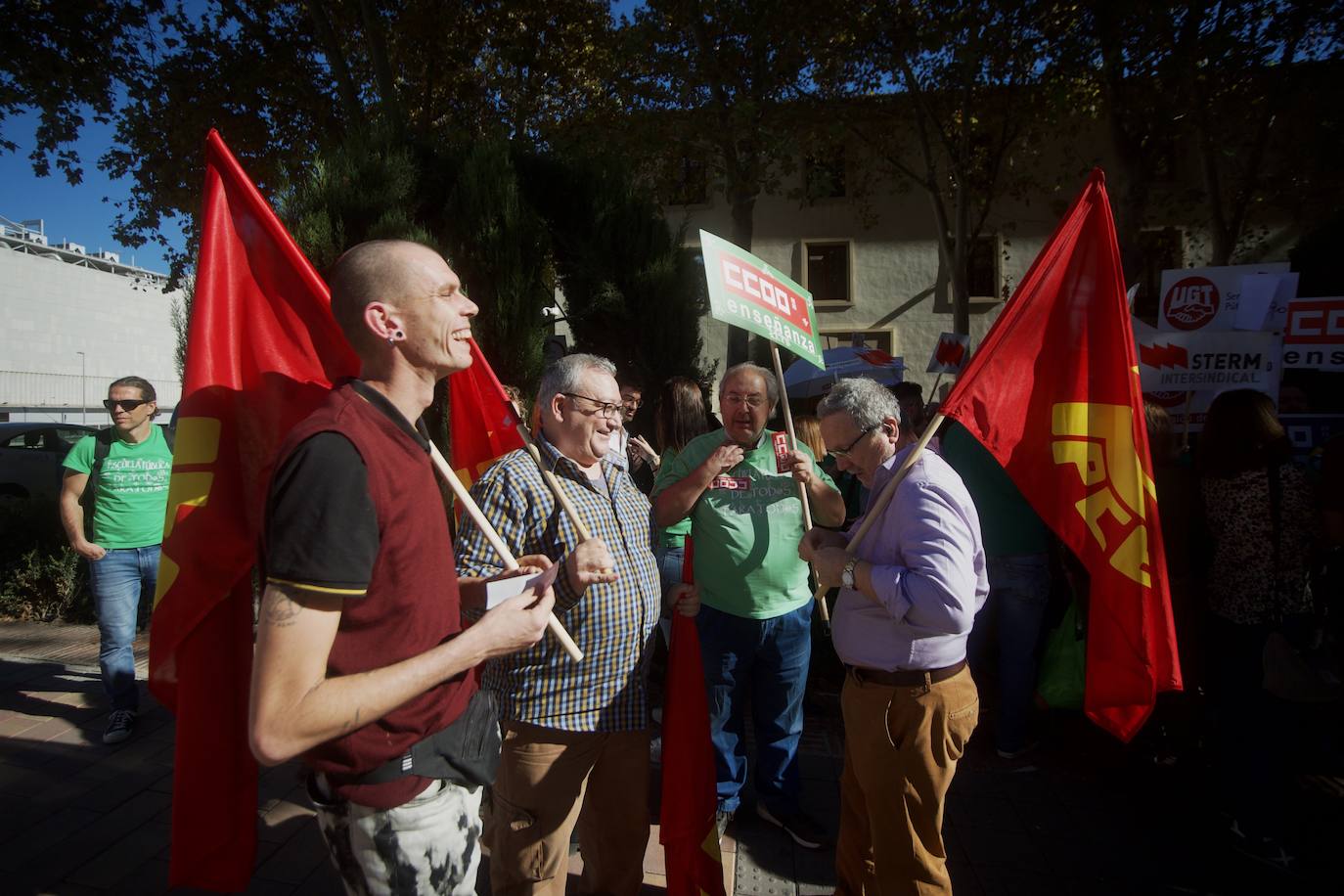 Fotos: Los sindicatos de enseñanza protestan en Murcia y Cartagena
