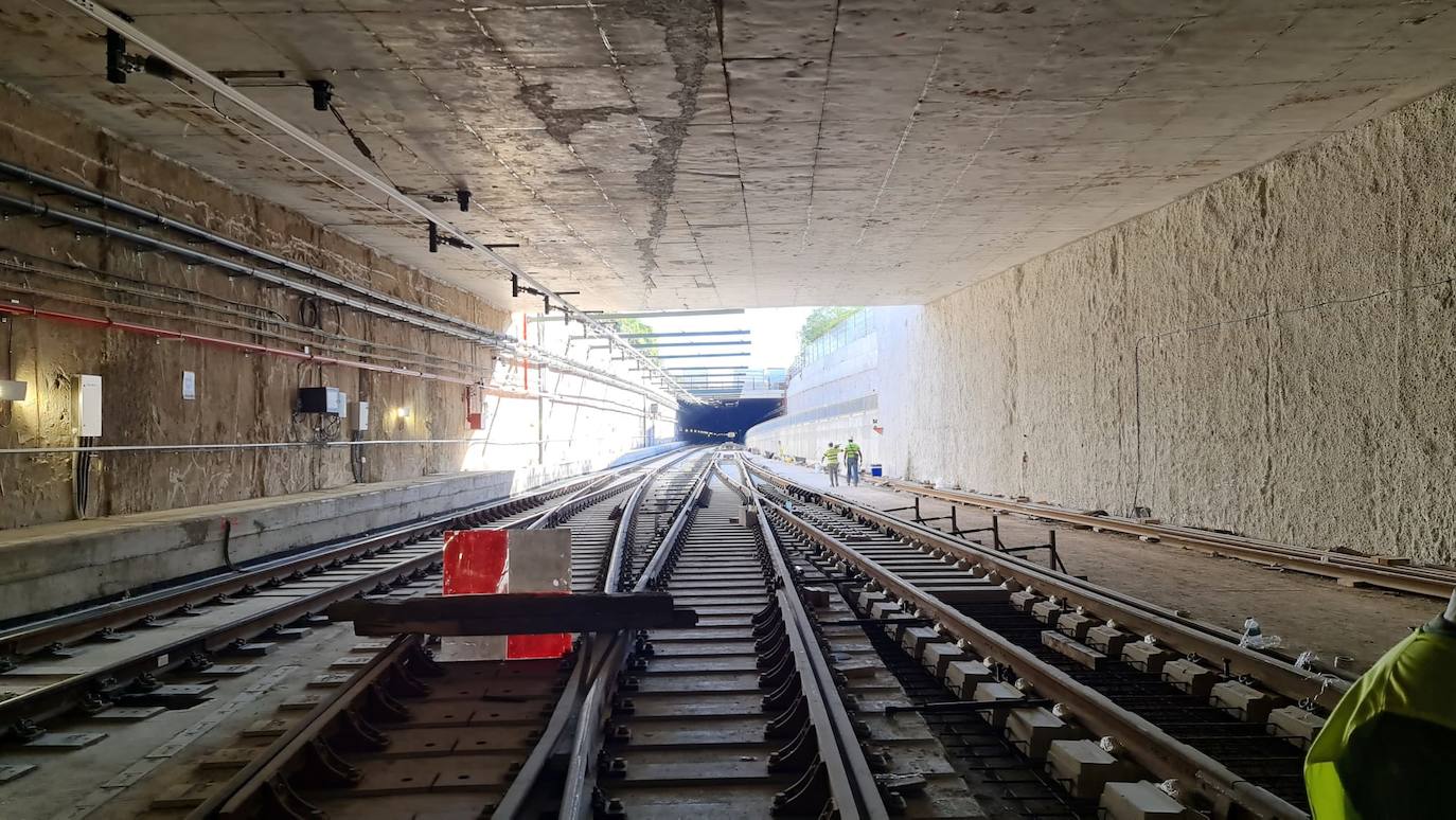 Fotos: Los maquinistas se preparan para hacer el primer viaje comercial del AVE el 20 de diciembre