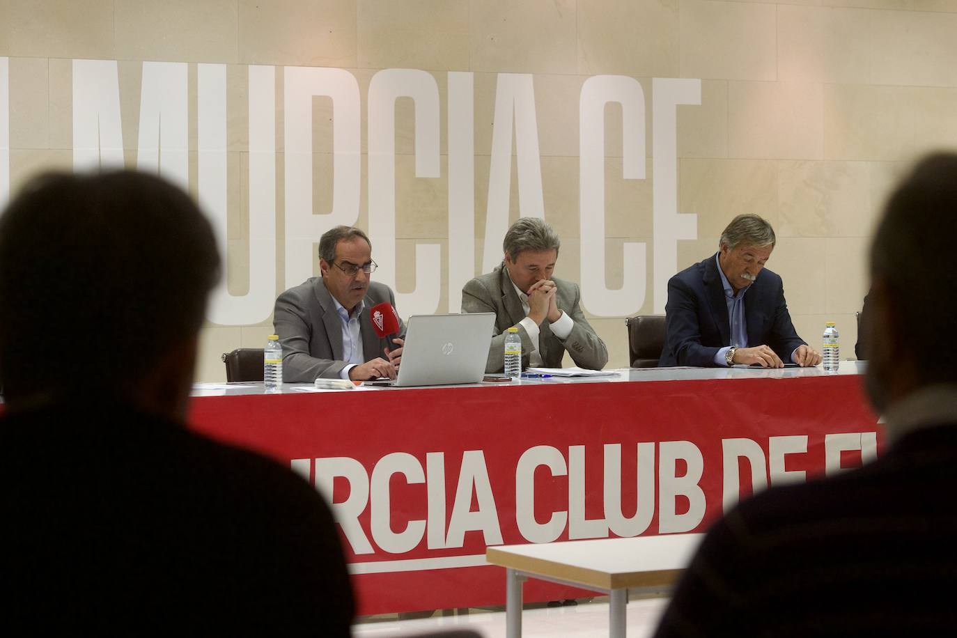 Fotos: Junta de accionistas del Real Murcia en imágenes