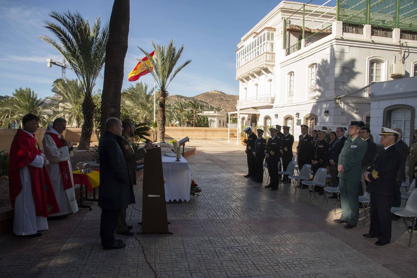 Fotos: Una Santa Bárbara de Quirós protege el Gobierno Militar en Cartagena