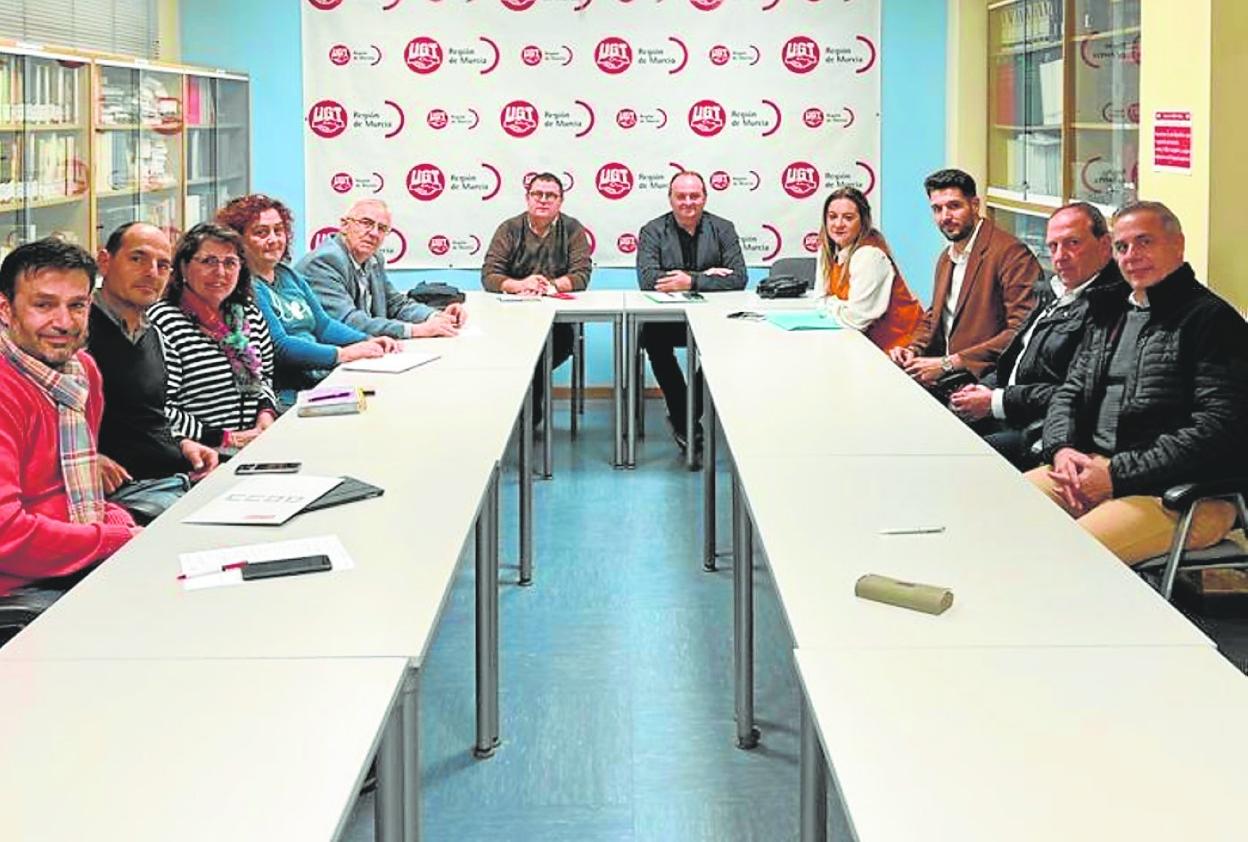 Reunión mantenida esta semana entre el sector de las residencias y los sindicatos en la sede de UGT. 