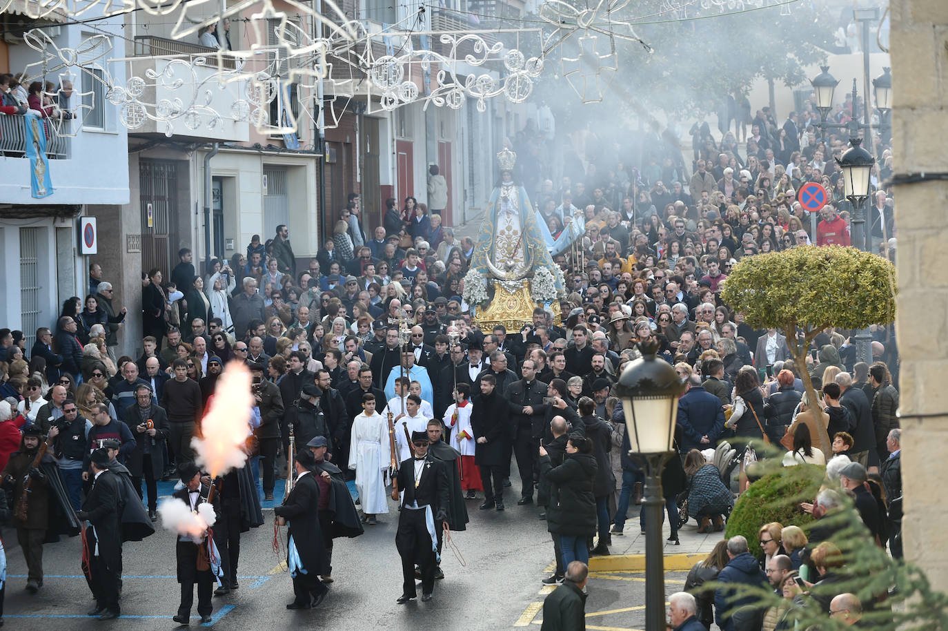 Fotos: La Patrona de Yecla llega a la Basílica en una espectacular Bajada