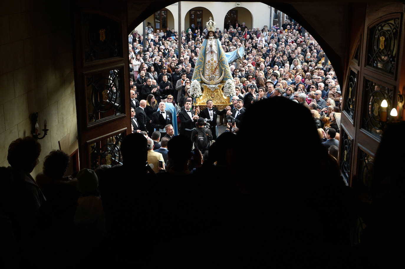 Fotos: La Patrona de Yecla llega a la Basílica en una espectacular Bajada