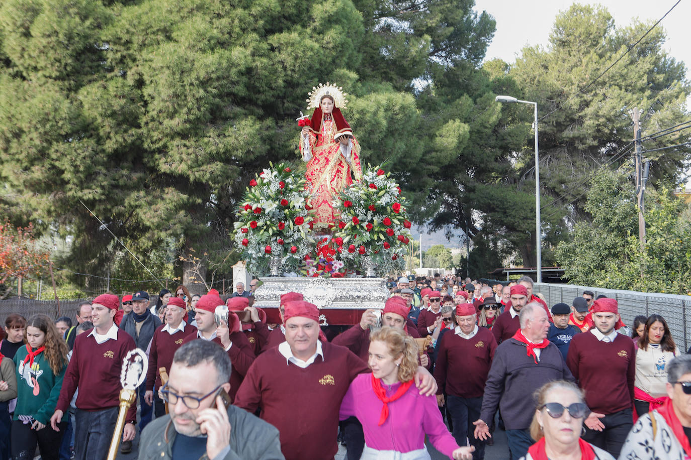 Fotos: La Santa reúne a 10.000 romeros en su bajada a Totana tras el parón de la pandemia