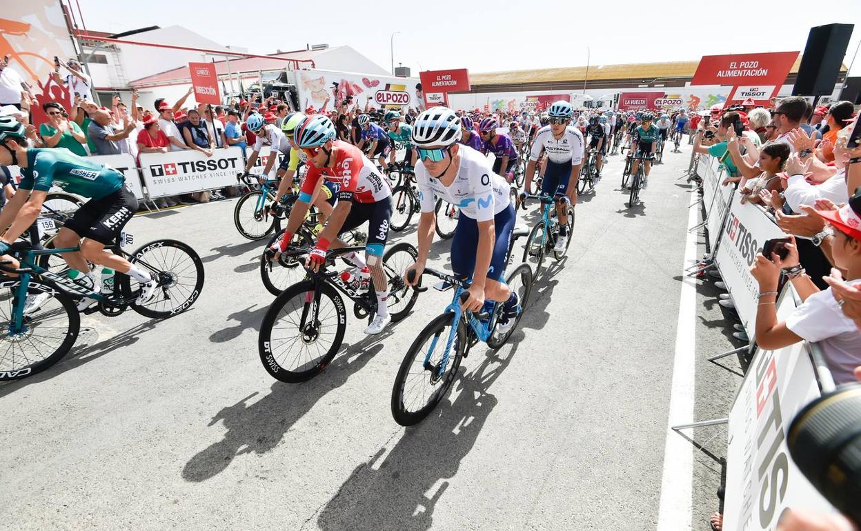 Ciclistas durante la ultima vuelta a Murcia en una imagen de archivo.