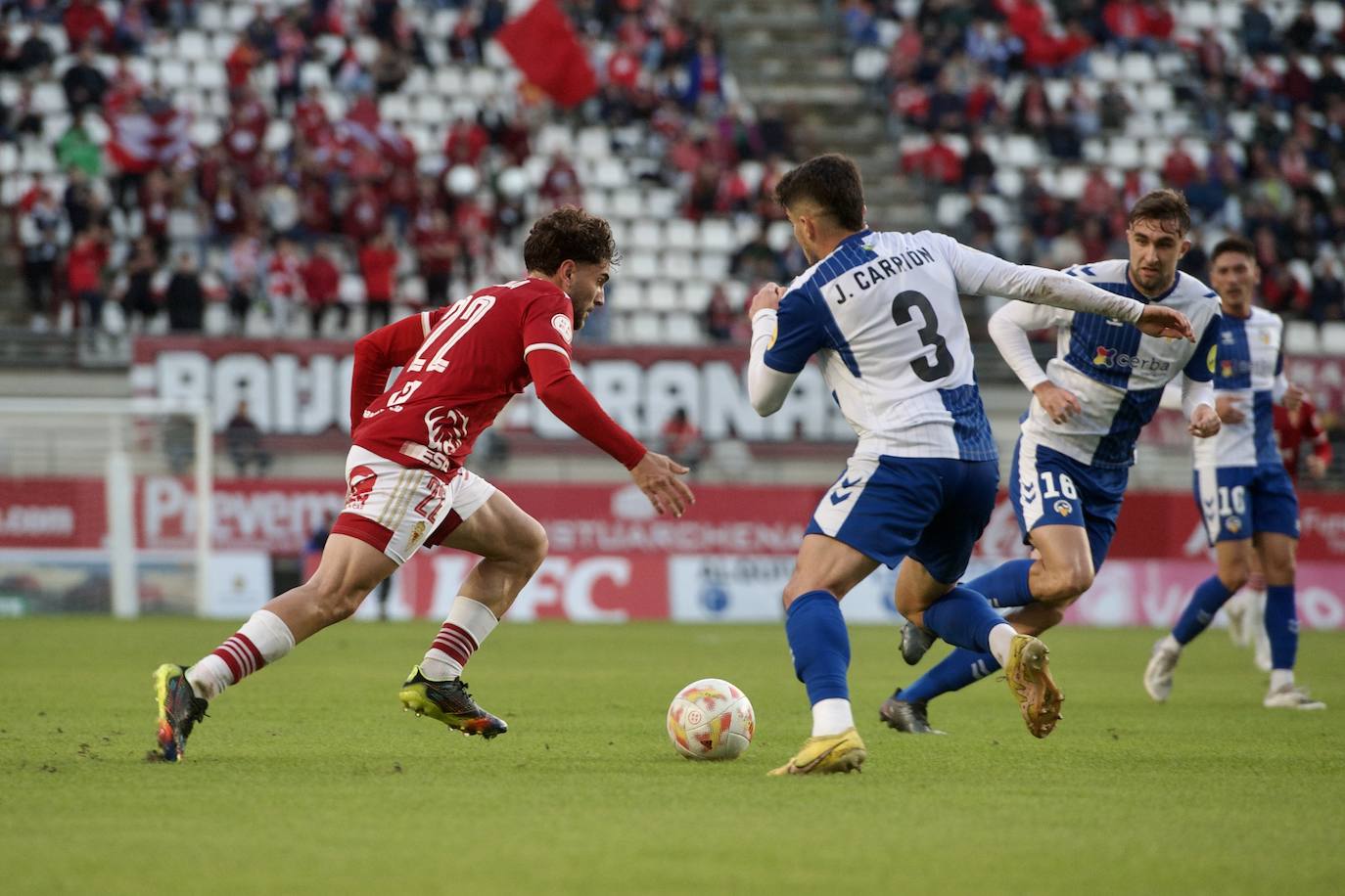 Fotos: La victoria del Real murcia frente al Sabadell, en imágenes