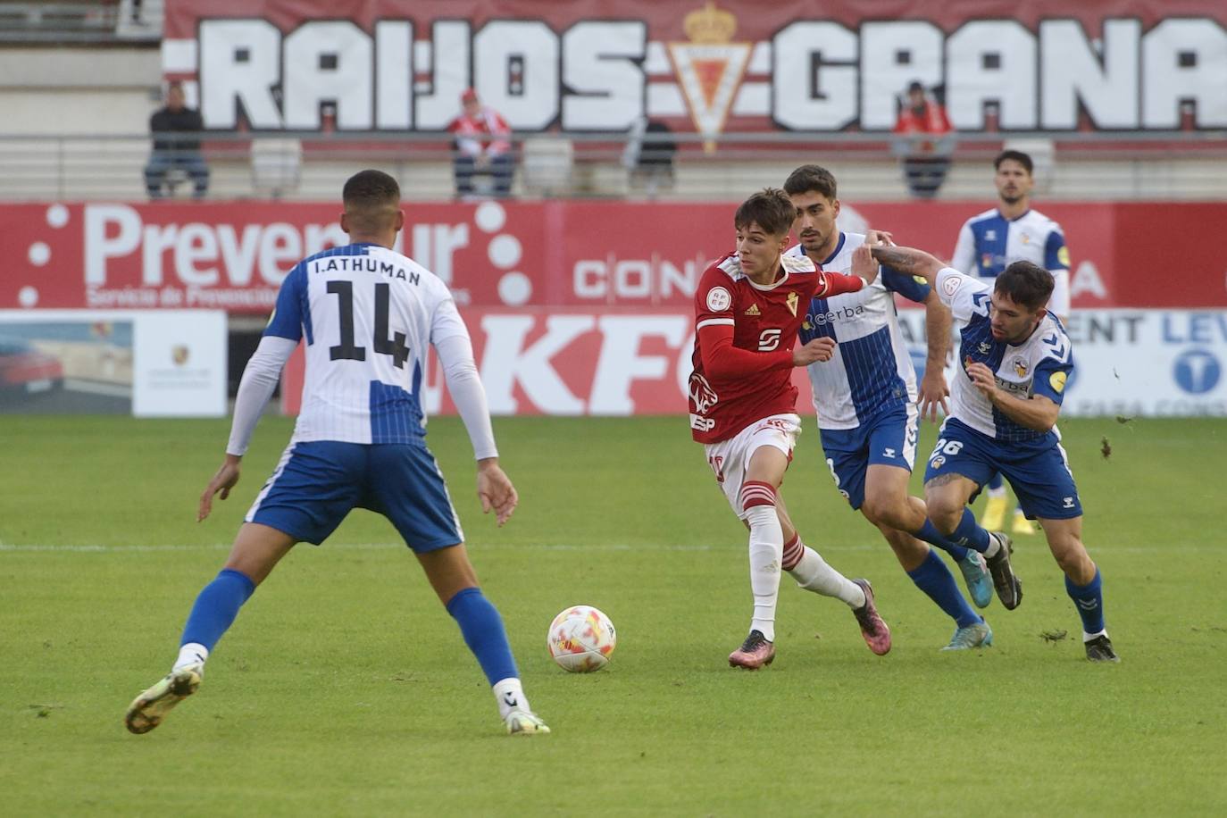 Fotos: La victoria del Real murcia frente al Sabadell, en imágenes