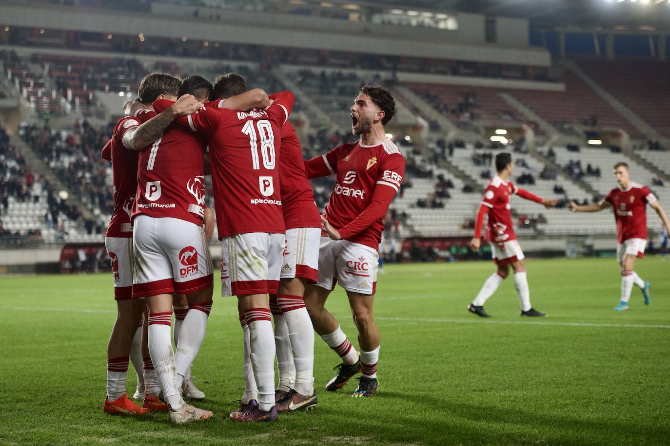 Fotos: La victoria del Real murcia frente al Sabadell, en imágenes