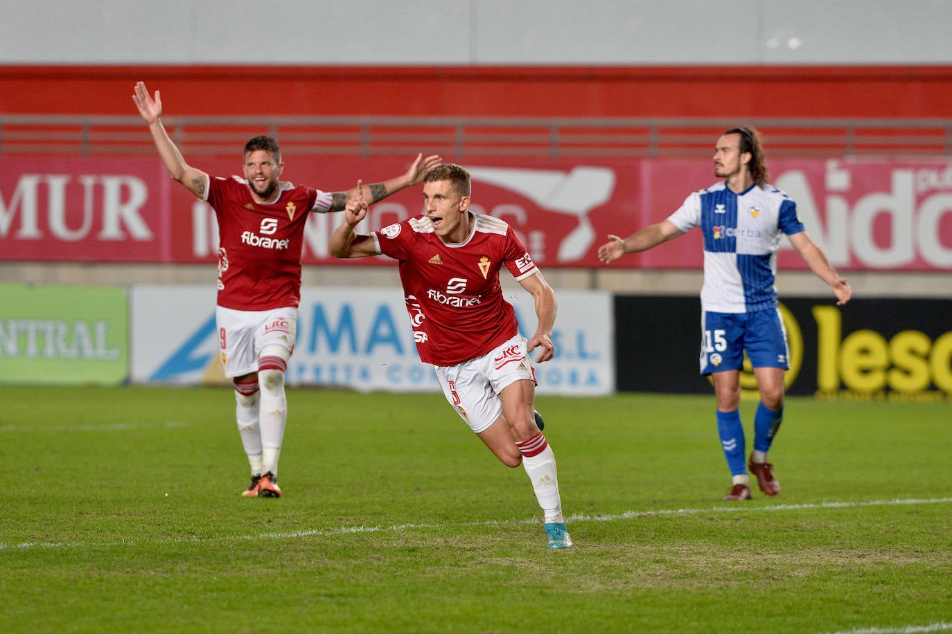 Fotos: La victoria del Real murcia frente al Sabadell, en imágenes