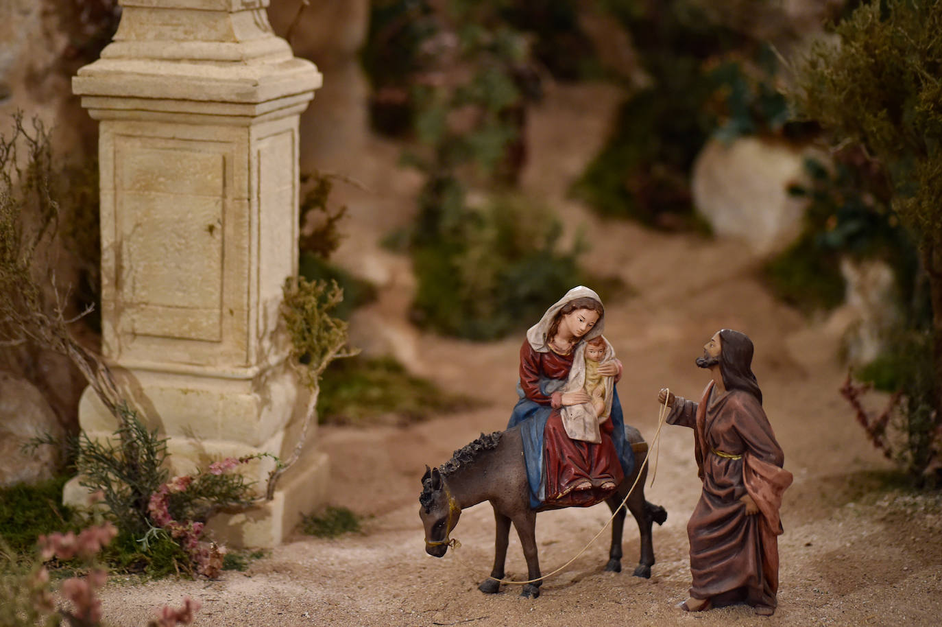 Fotos: La inaguración del belén de la iglesia de San Esteban de Murcia, en imágenes