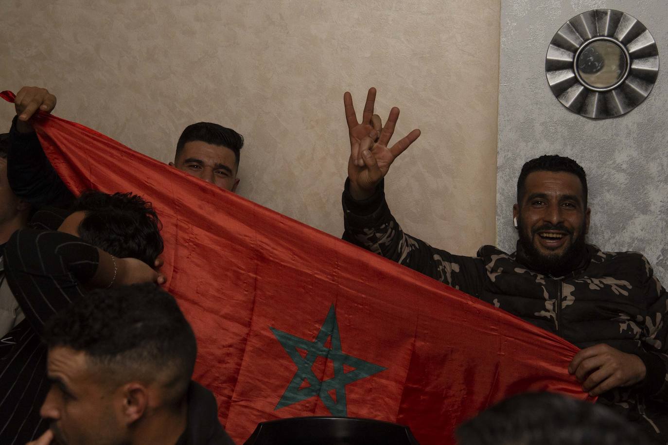 Fotos: Los aficionados de Marruecos se resignan tras la derrota ante Francia