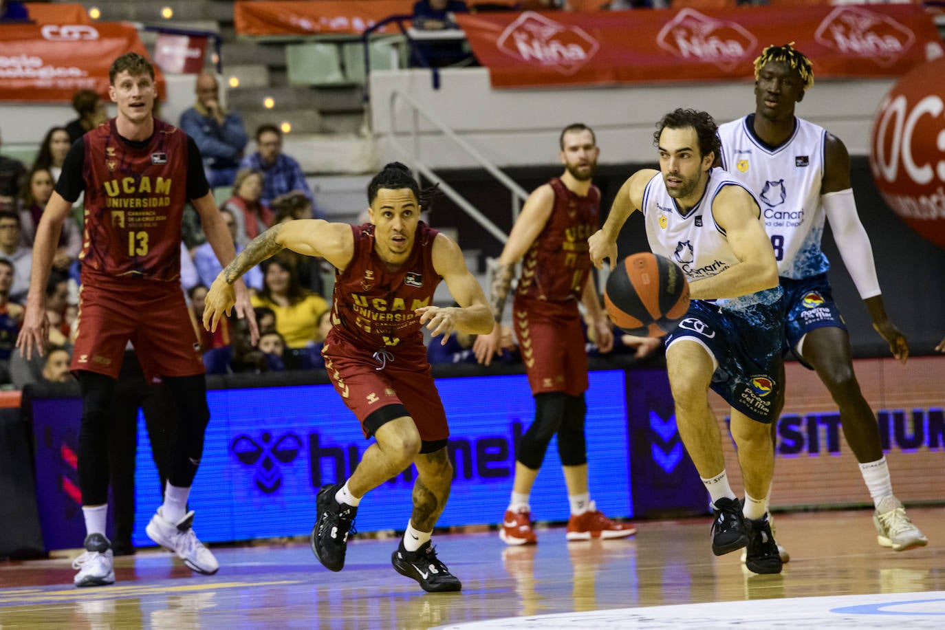 Fotos: El partido del UCAM frente al Gran Canaria, en imágenes