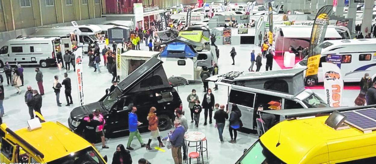 Visitantes en la edición anterior del certamen. 