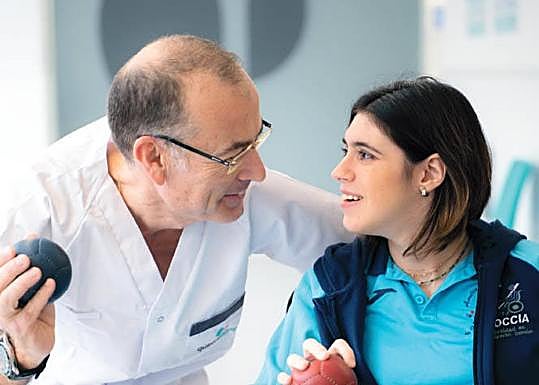 Las fotos fueron realizadas en las instalaciones del Centro Médico Quirónsalud Mercado de Colón. Con la participación de los especialistas de los hospitales de Quirónsalud Alicante, Murcia, Torrevieja y Valencia
