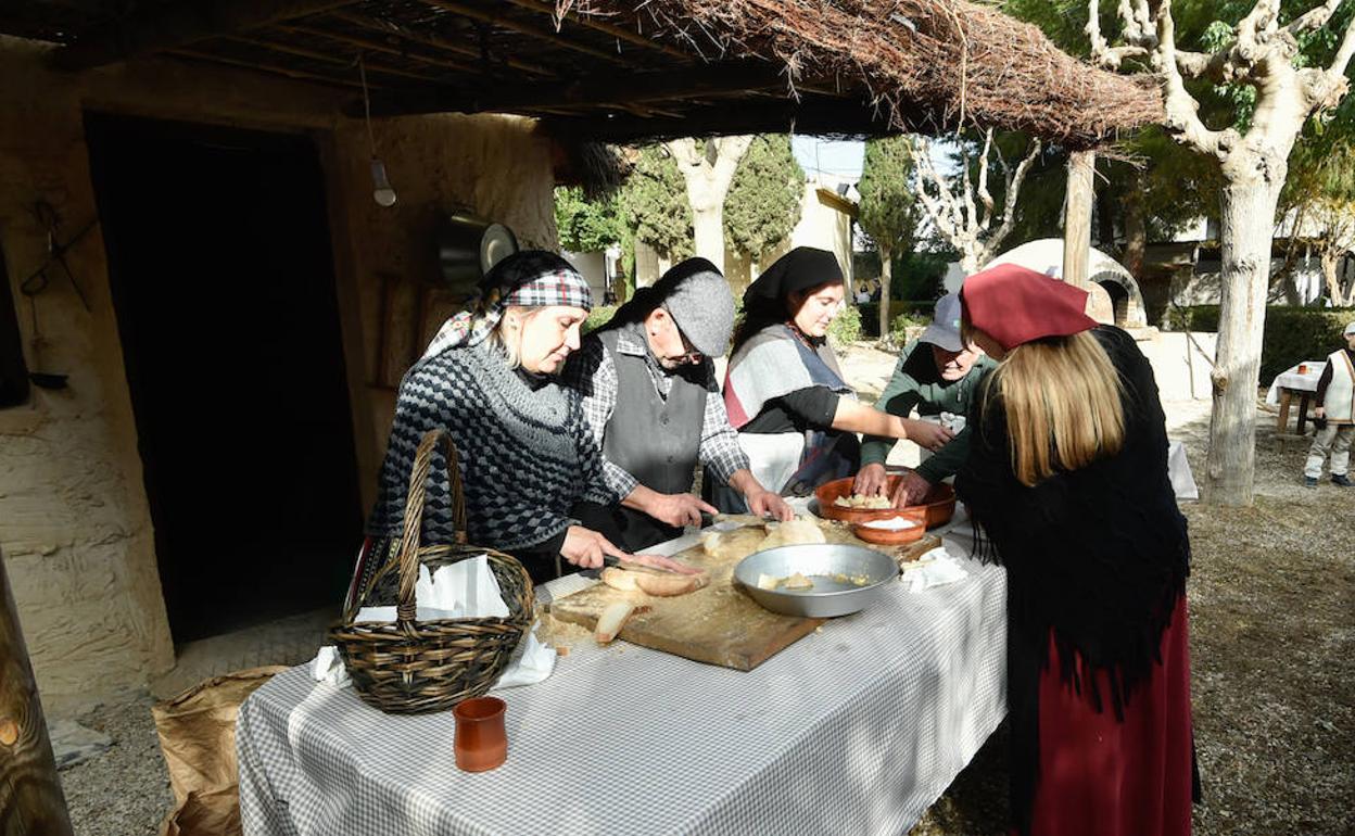 Una de las representaciones del belén viviente de El Secano, en la pedanía murciana de El Raal, este miércoles.