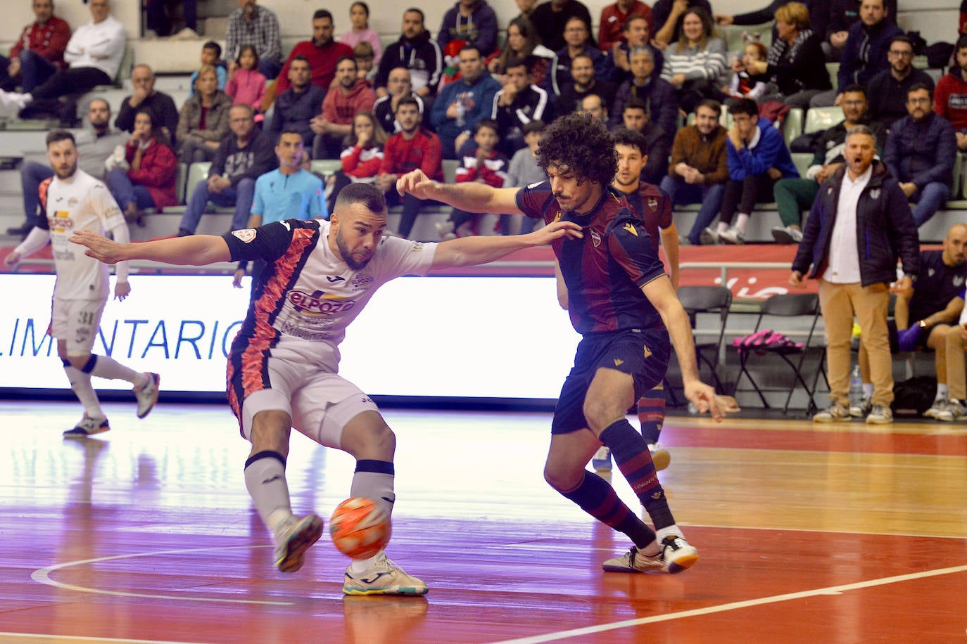Fotos: ElPozo-Levante (3-2)