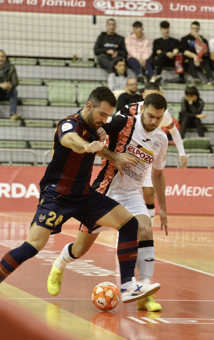 Fotos: ElPozo-Levante (3-2)