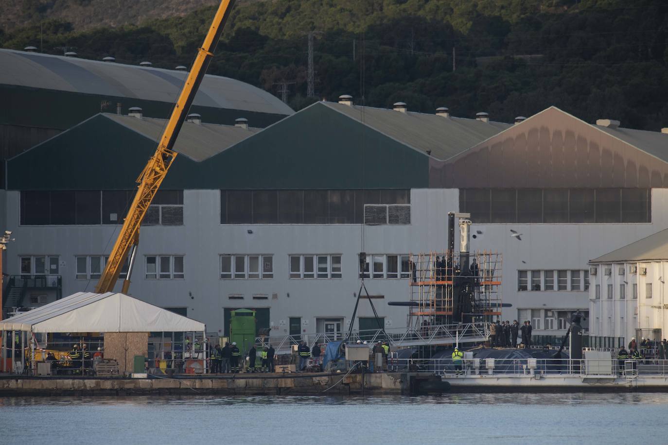 Fotos: Trabajos a flote del submarino S-81 en Cartagena