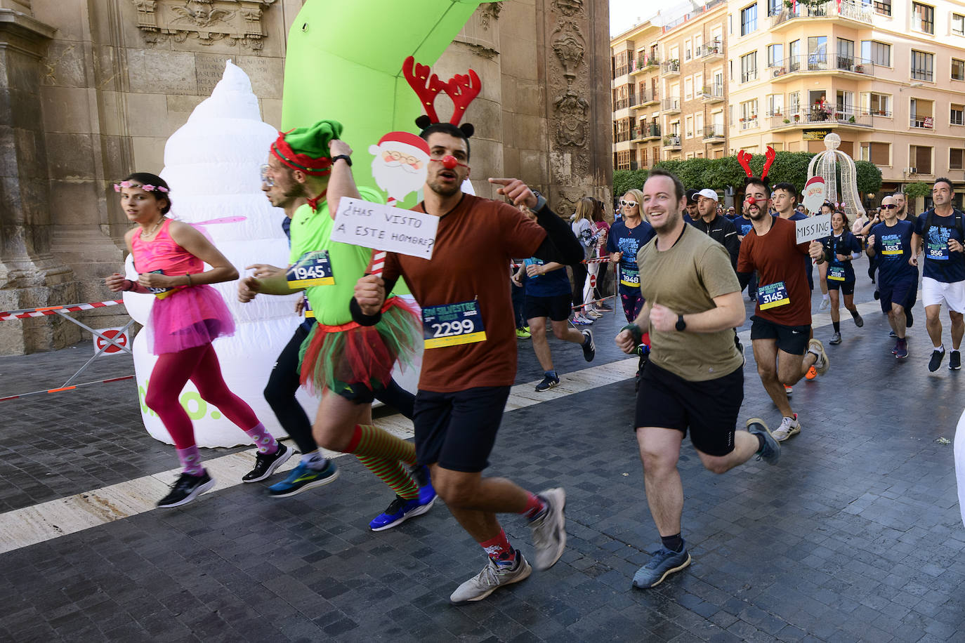 Fotos: Los disfraces de la San Silvestre de Murcia 2022