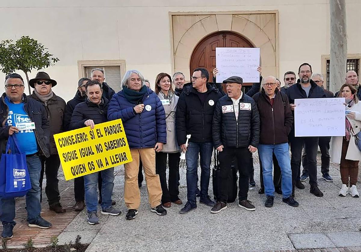 Protesta de los conductores del parque móvil regional.