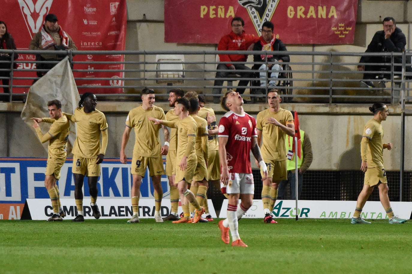 Las imágenes del Real Murcia-Barça B (1-1)