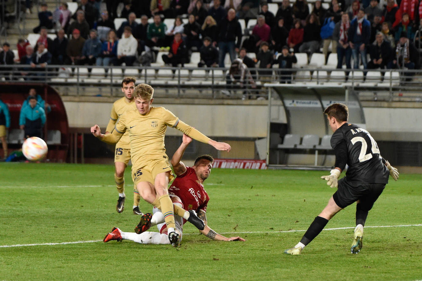 Las imágenes del Real Murcia-Barça B (1-1)