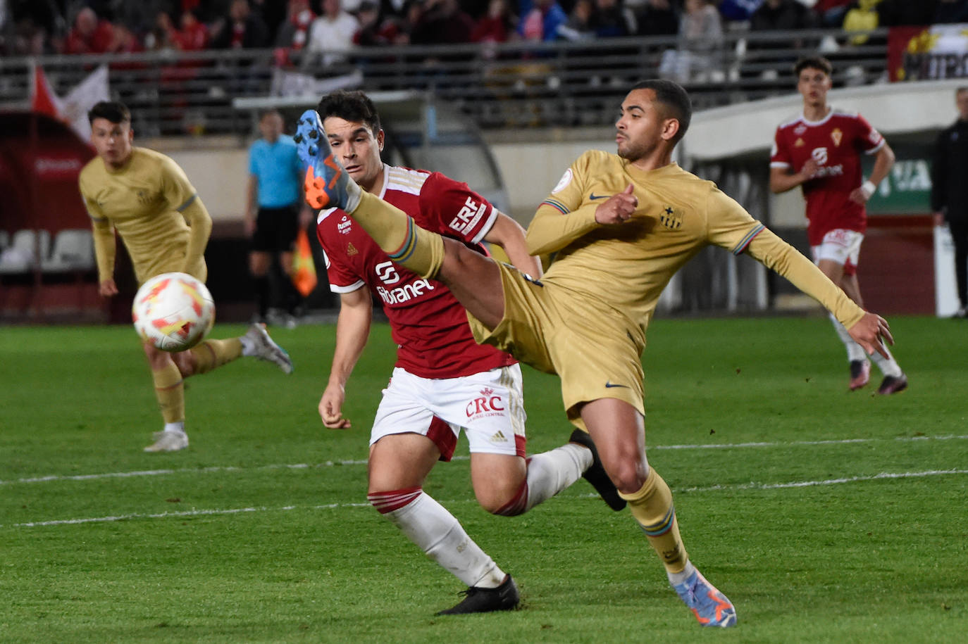 Las imágenes del Real Murcia-Barça B (1-1)