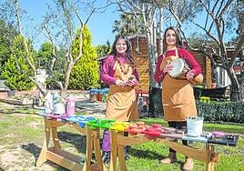 Daniela Masia y Hayat Nuraydin en la finca La Casa Blanca de Cartagena.