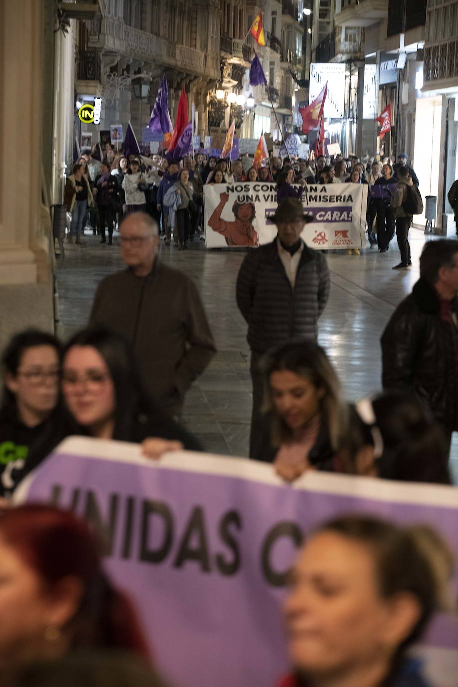 La manifestación del Día de la Mujer en Cartagena, en imágenes