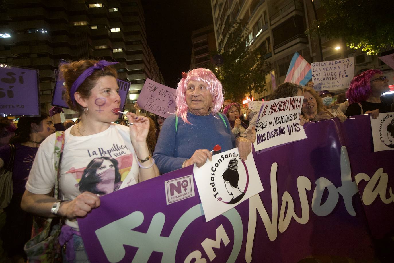 La manifestación del Día de la Mujer en Murcia, en imágenes