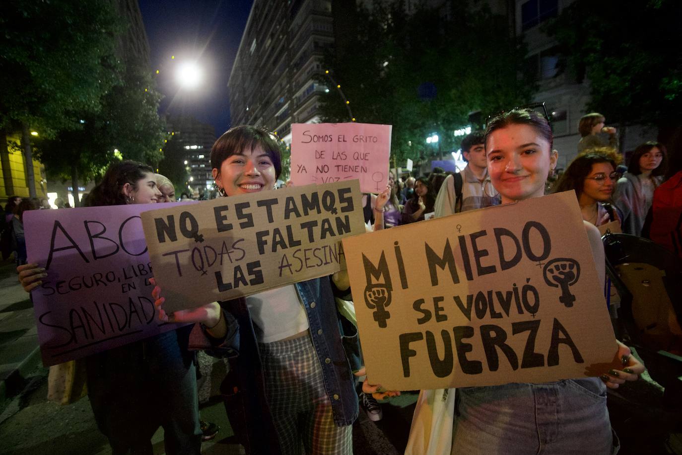 La manifestación del Día de la Mujer en Murcia, en imágenes