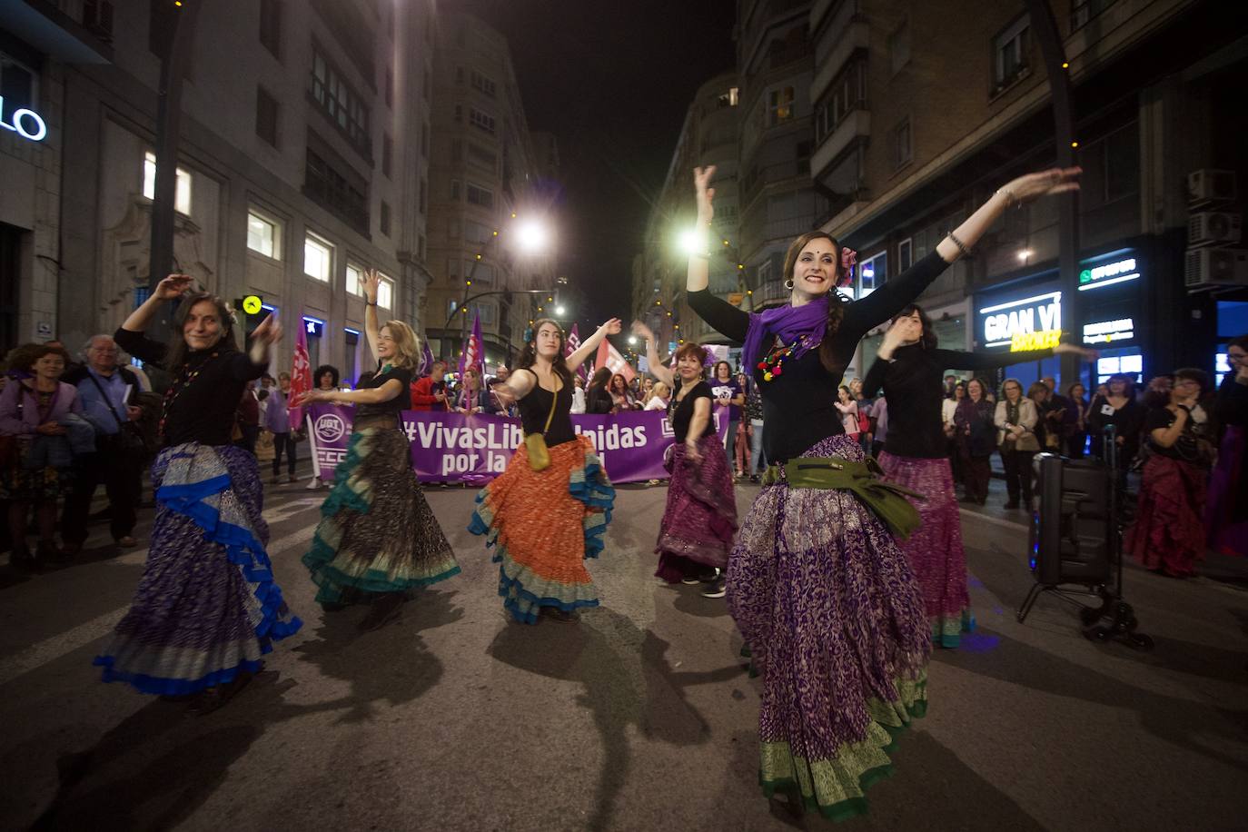 La manifestación del Día de la Mujer en Murcia, en imágenes