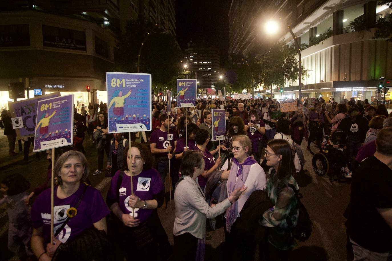 La manifestación del Día de la Mujer en Murcia, en imágenes