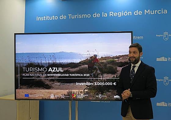 El director del Instituto de Turismo, Juan Francisco Martínez, en la presentación, este miércoles.