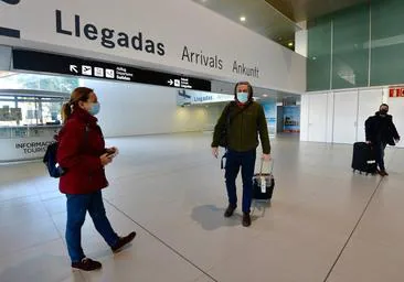 Las maletas de cabina ideales para cada compañía ¡no te agobies con las  medidas!